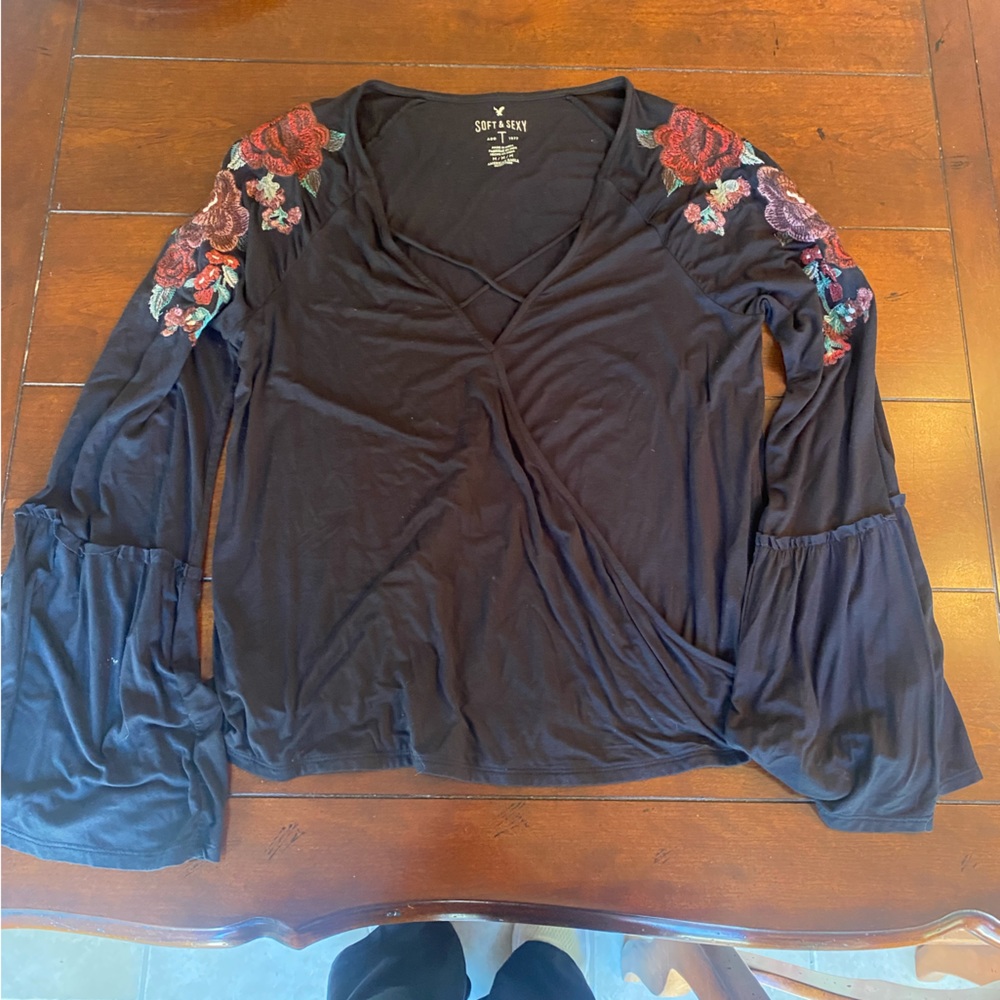 American Eagle floral boho blouse